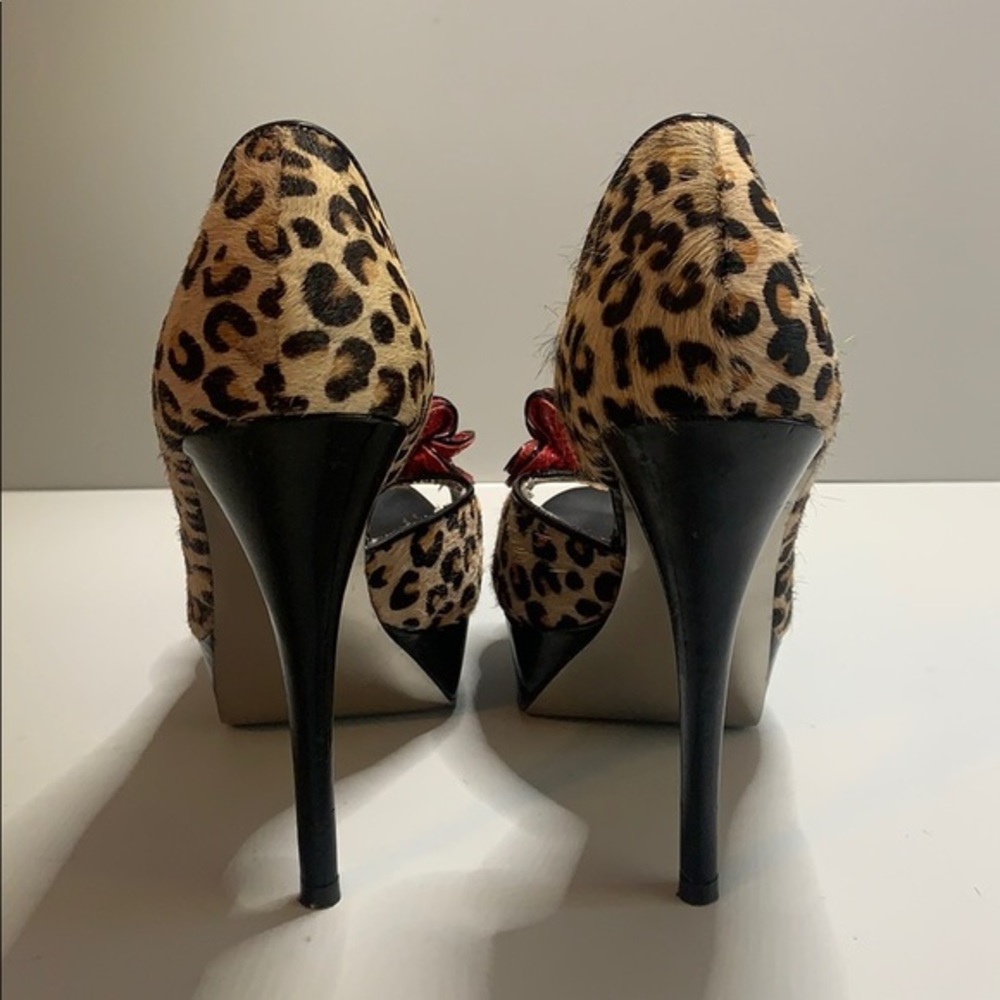Steve Madden Crissyyl heels. Size 7. - Picture 4 of 8